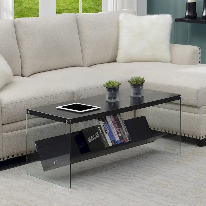 Table basse en verre avec étagère