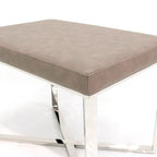 Tabouret de luxe avec base en acier inoxydable