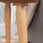 Table d'appoint en bois de style milieu de siècle - 20 L x 20 l x 22,75 H