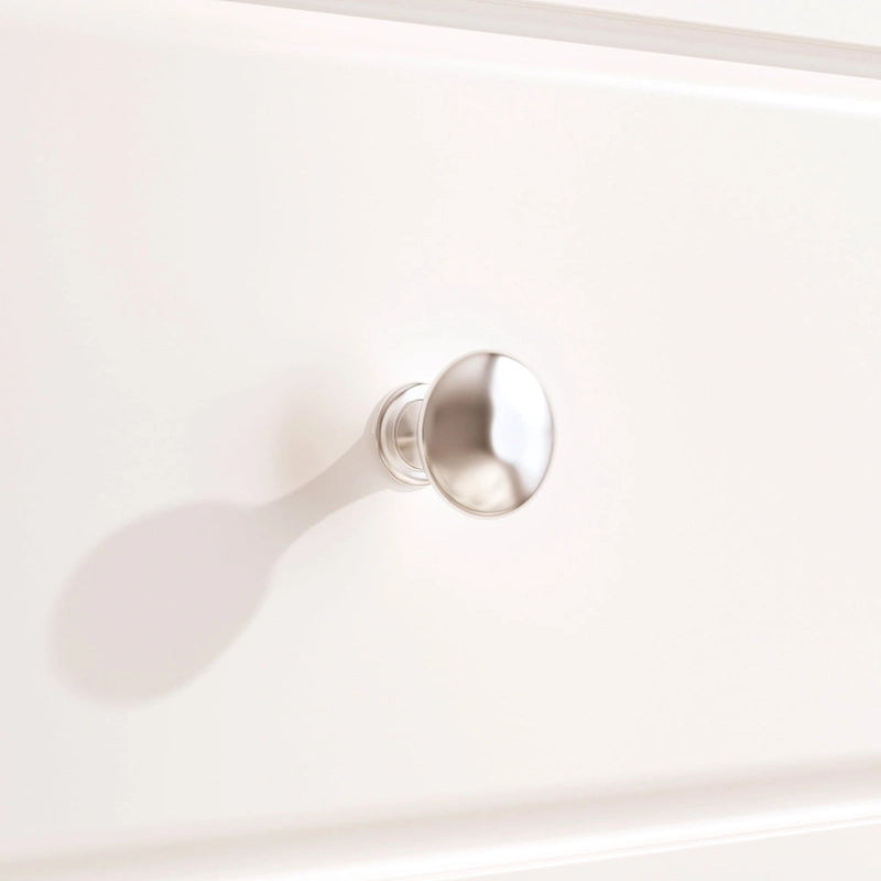 Commode de chambre avec accents argentés – Organisateur élégant et spacieux